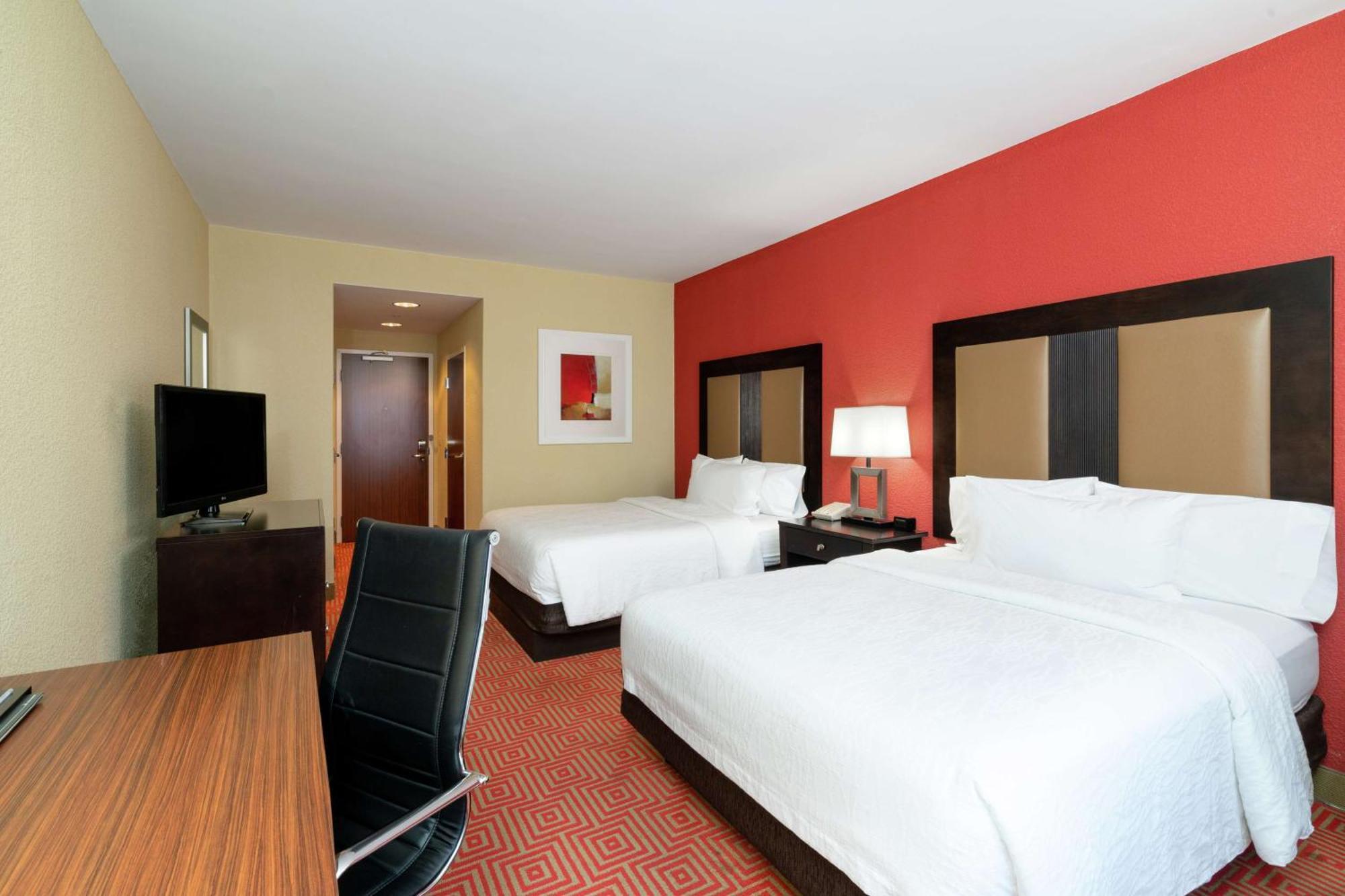 Hilton Garden Inn Долтон Экстерьер фото