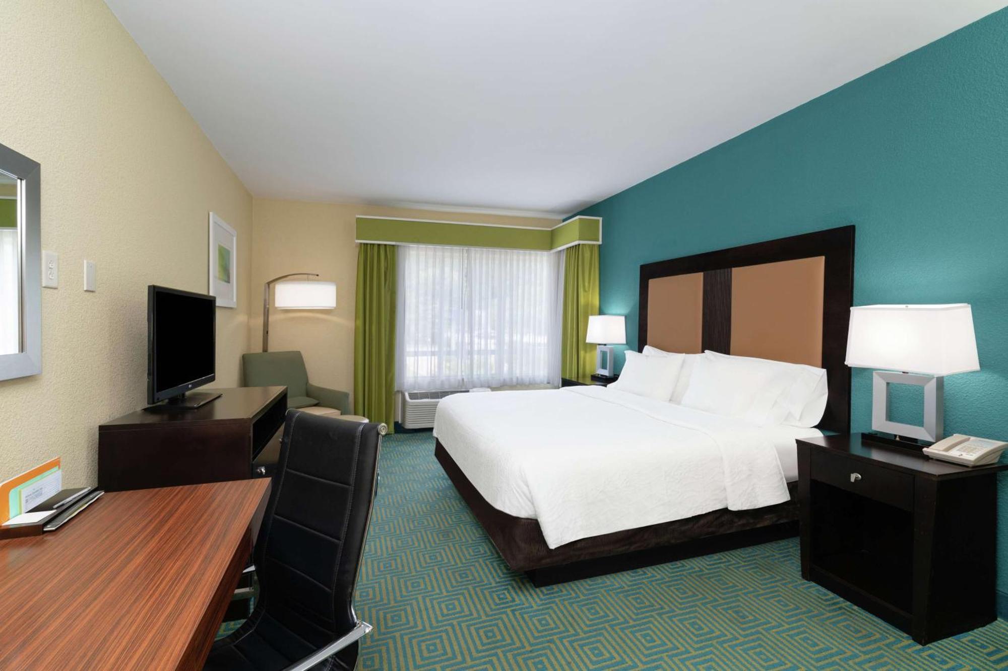 Hilton Garden Inn Долтон Экстерьер фото